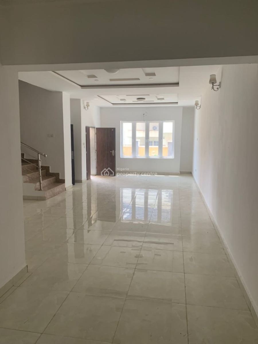 Luxury 4 Bedroom Terrace Duplex + Bq  Guzape, Guzape, Guzape District, Abuja, Terraced Duplex for Rent