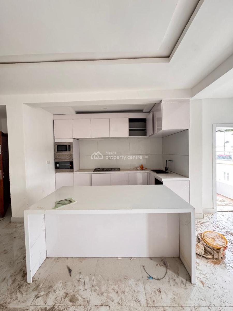 Brand New 2 Bedroom Apartment with Pool, Elevator, Lekki Phase 1, Lekki, Lagos, Flat / Apartment for Sale