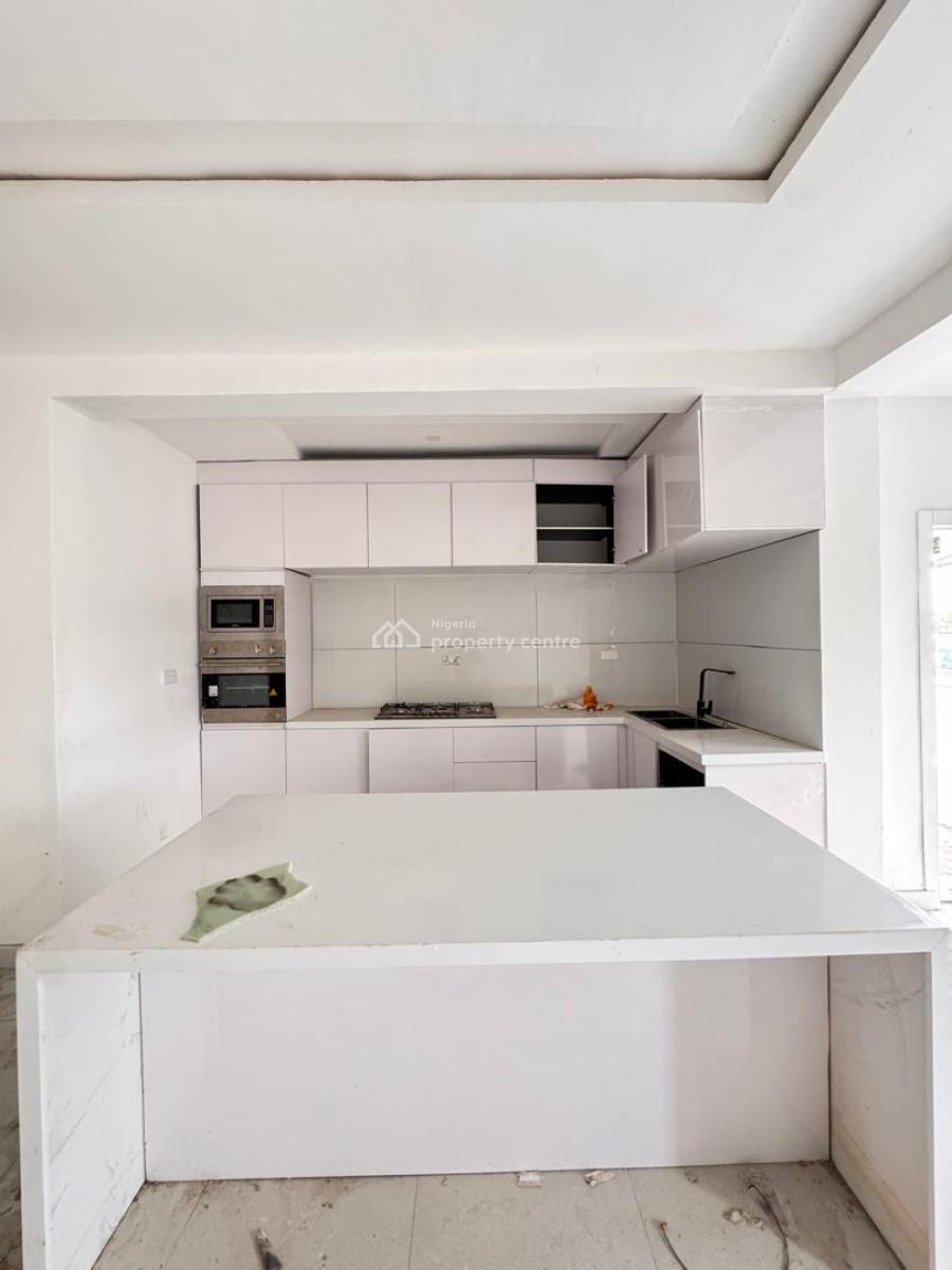 Brand New 2 Bedroom Apartment with Pool, Elevator, Lekki Phase 1, Lekki, Lagos, Flat / Apartment for Sale