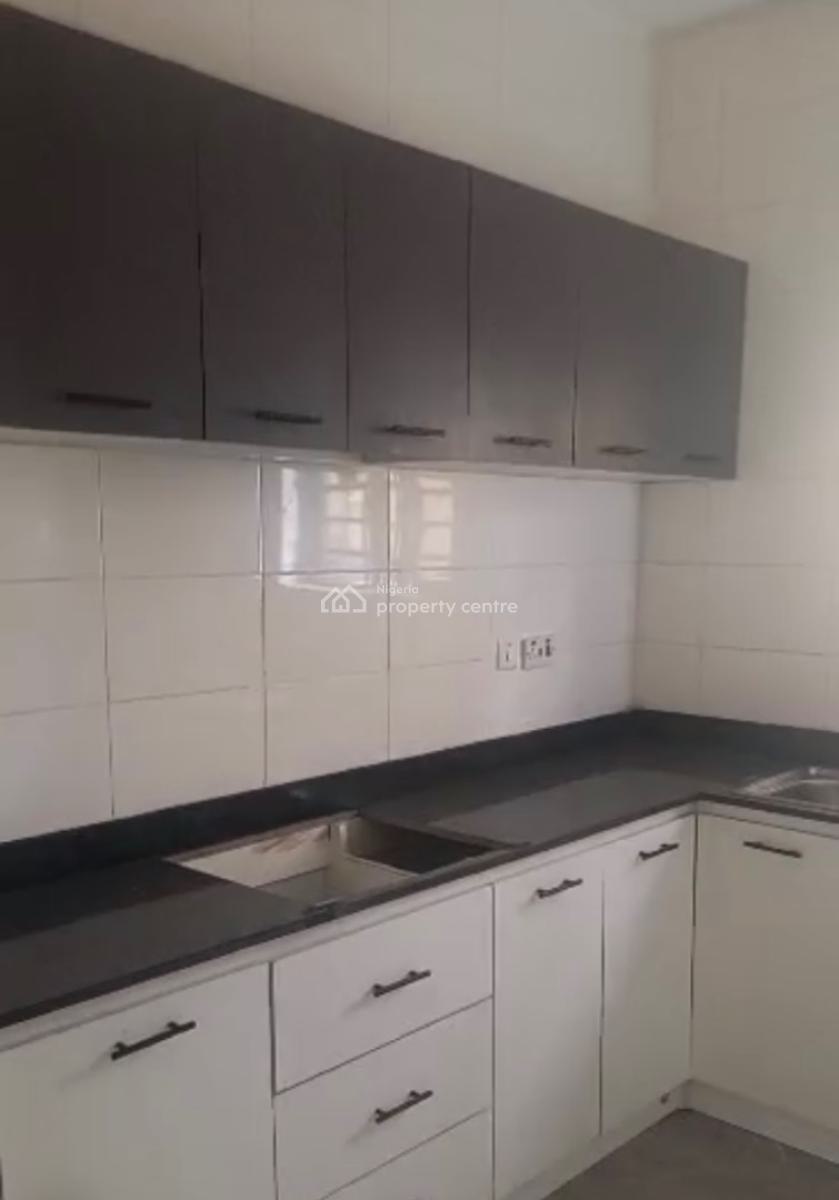 Brand New 2, Inside an Estate Ologolo, Ologolo, Lekki, Lagos, Flat / Apartment for Rent