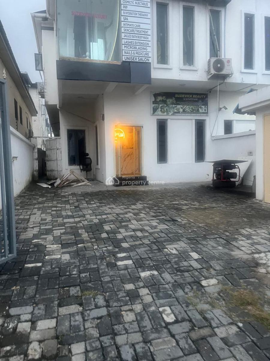 4 Bedroom Semi-detached House with Bq, Ikate, Lekki, Lagos, Semi-detached Duplex for Sale