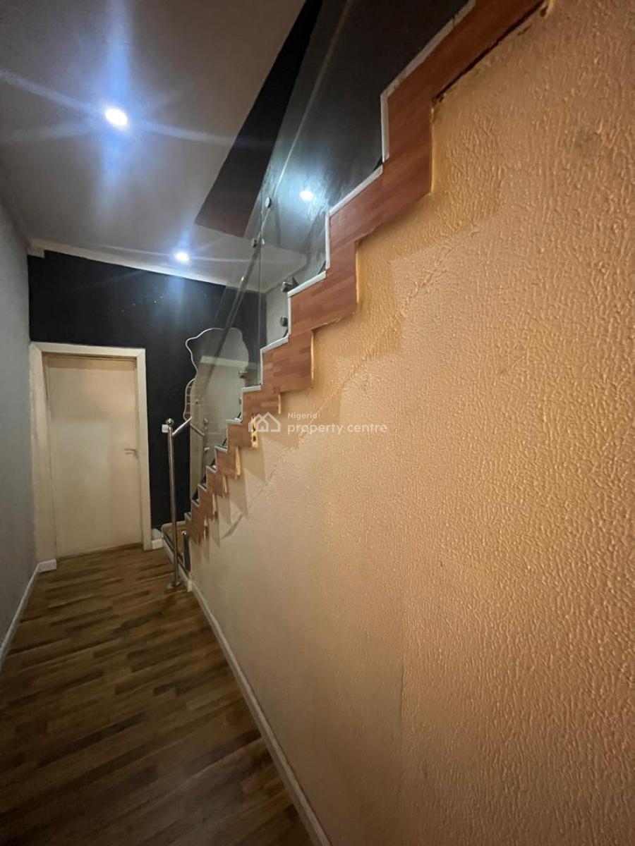 4 Bedroom Semi-detached House with Bq, Ikate, Lekki, Lagos, Semi-detached Duplex for Sale