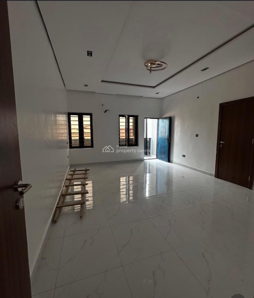 Nicely Built 4 Bedroom Semi Detached Duplex with a Bq, Magodo Phase 2, Magodo, Lagos, Semi-detached Duplex for Sale