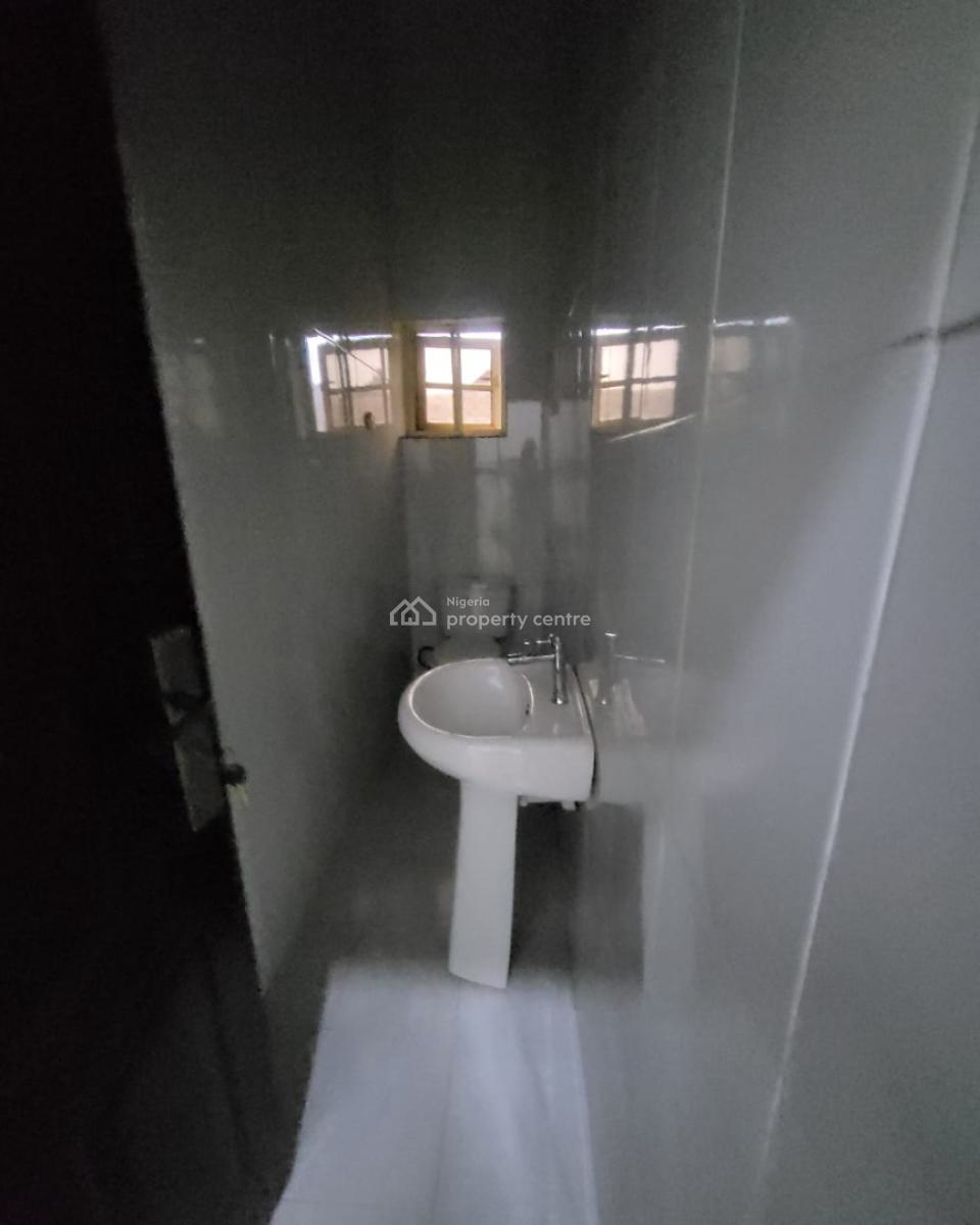 Massive Luxurious 3bedroom Flat 2nd Floor*, Back of Games Village Estate, Games Village, Kaura, Abuja, Flat / Apartment for Rent