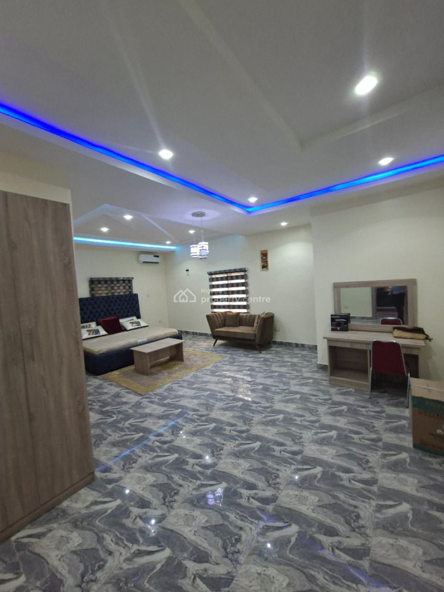 a Very Sweet 4units of 2bedroom Block of Flats with 1unit of 1bedroom, Jahi Gilmor, Jahi, Abuja, Flat / Apartment for Sale