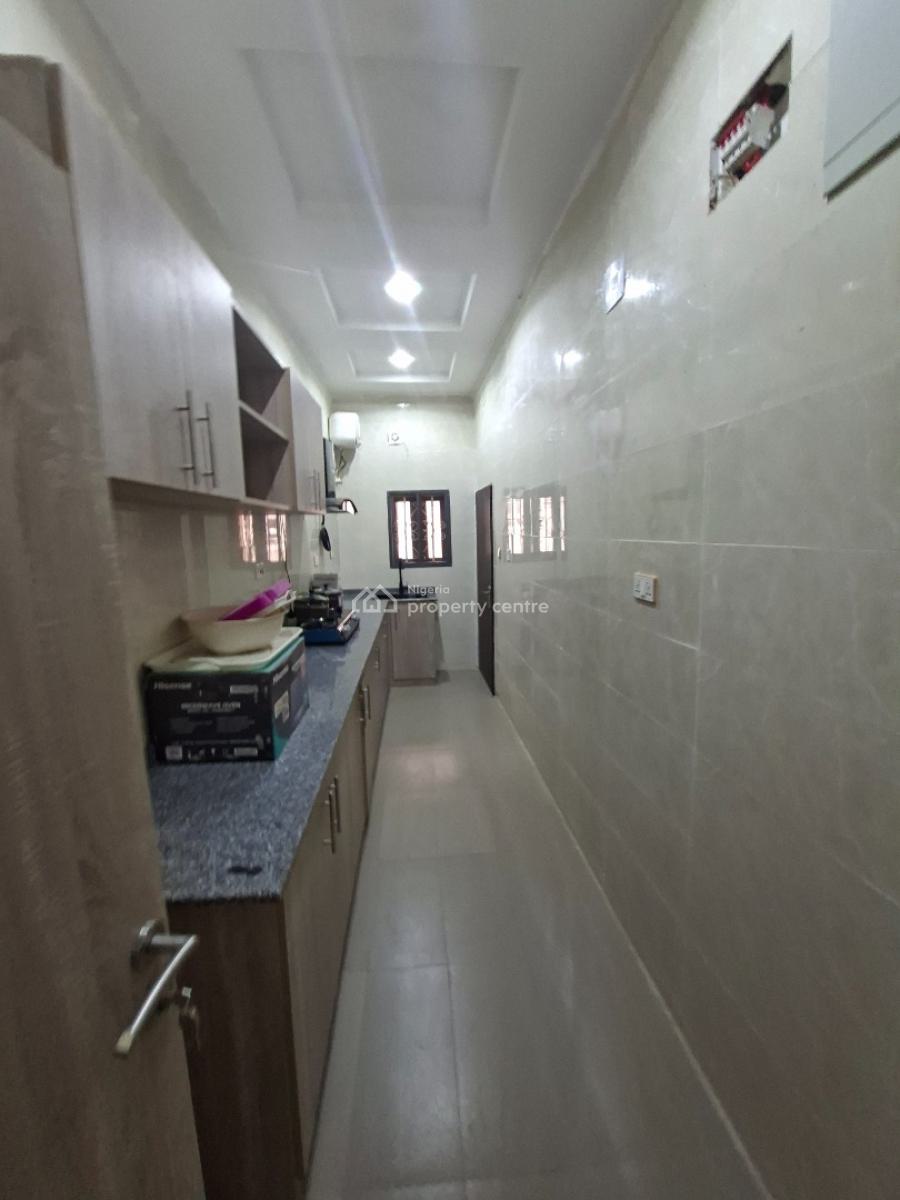 a Very Sweet 4units of 2bedroom Block of Flats with 1unit of 1bedroom, Jahi Gilmor, Jahi, Abuja, Flat / Apartment for Sale
