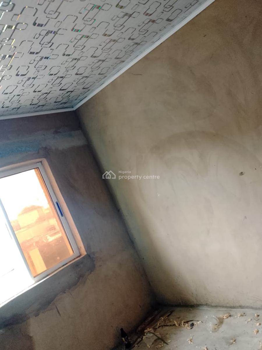 Mini Flat in Ilasa, Off Ishaga Close, Ilasa, Ilasamaja, Mushin, Lagos, Mini Flat (room and Parlour) for Rent