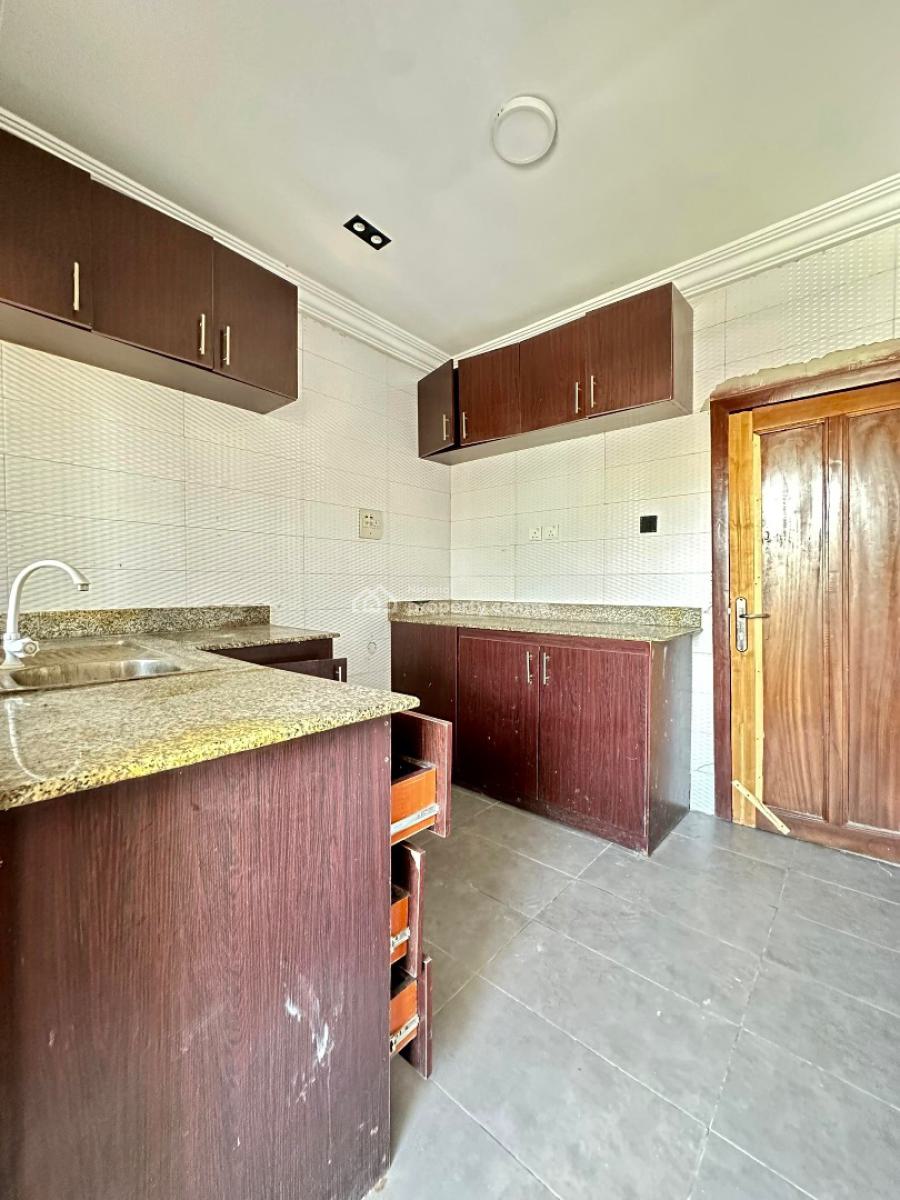 Exquisite 3 Bedroom Apartment, Ologolo, Lekki, Lagos, Flat / Apartment for Rent