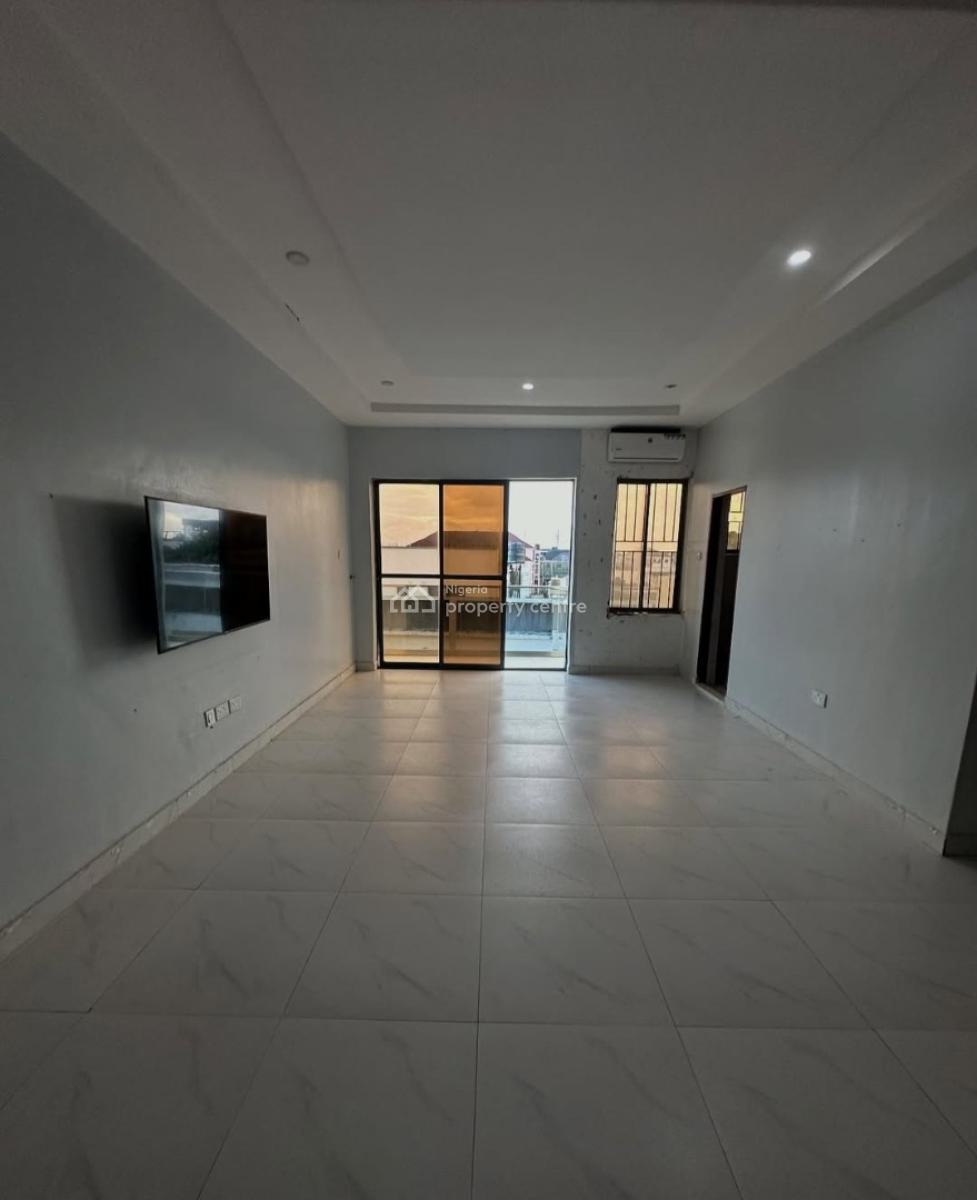 Serviced 2 Bedroom En-suite Flat with Fitted Kitchen, Cooker, Heat Ext, Ikate, Lekki, Lagos, Flat / Apartment for Rent