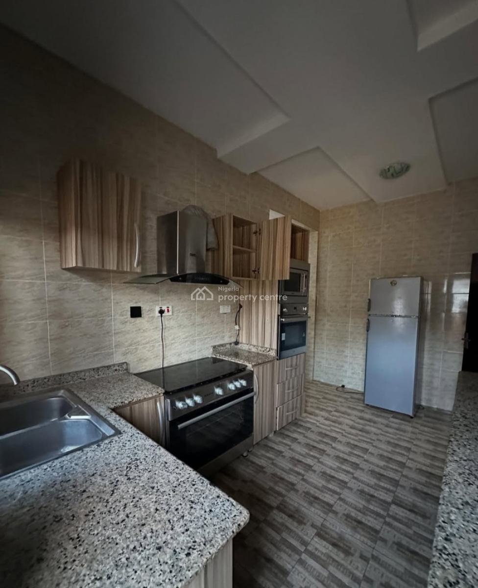Serviced 2 Bedroom En-suite Flat with Fitted Kitchen, Cooker, Heat Ext, Ikate, Lekki, Lagos, Flat / Apartment for Rent