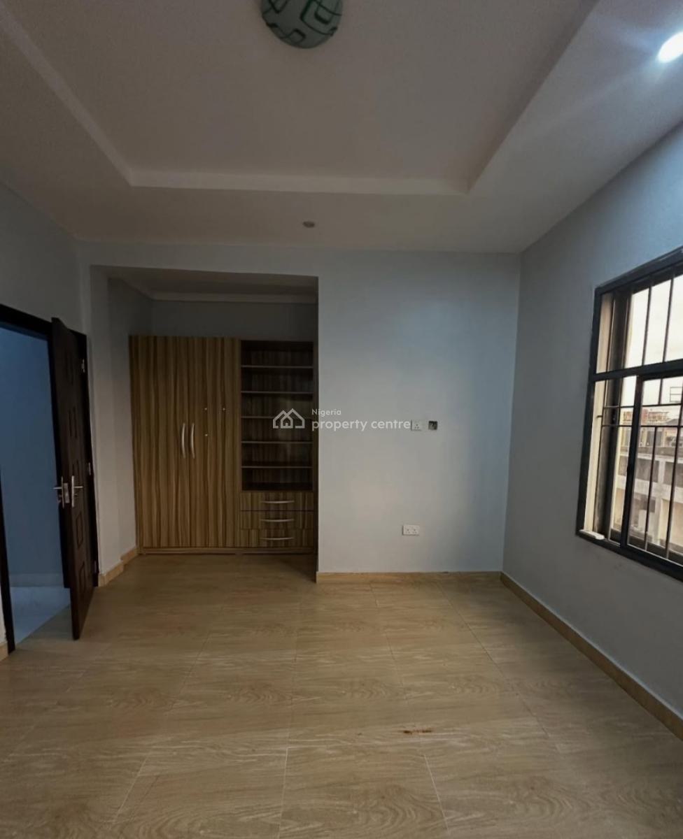 Serviced 2 Bedroom En-suite Flat with Fitted Kitchen, Cooker, Heat Ext, Ikate, Lekki, Lagos, Flat / Apartment for Rent