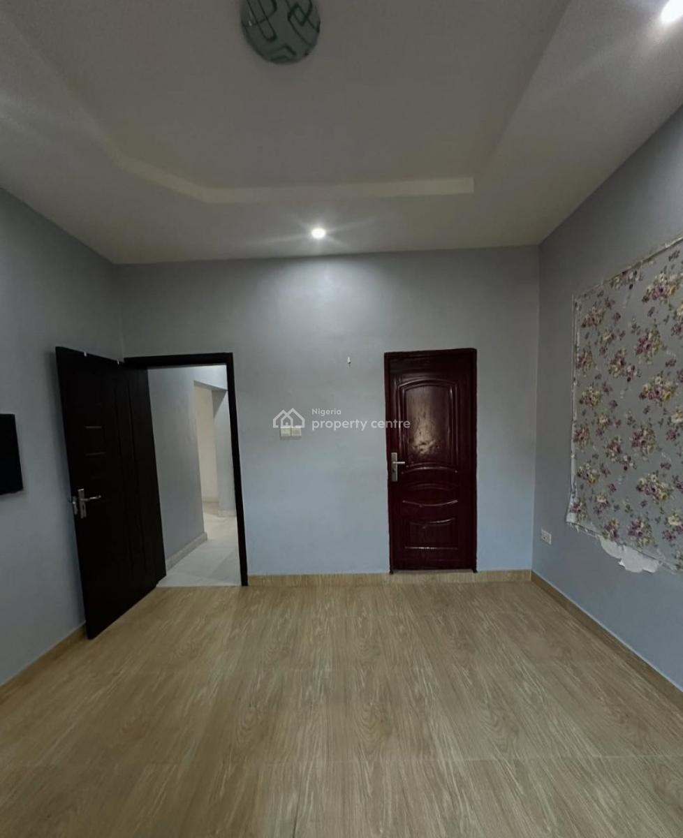 Serviced 2 Bedroom En-suite Flat with Fitted Kitchen, Cooker, Heat Ext, Ikate, Lekki, Lagos, Flat / Apartment for Rent