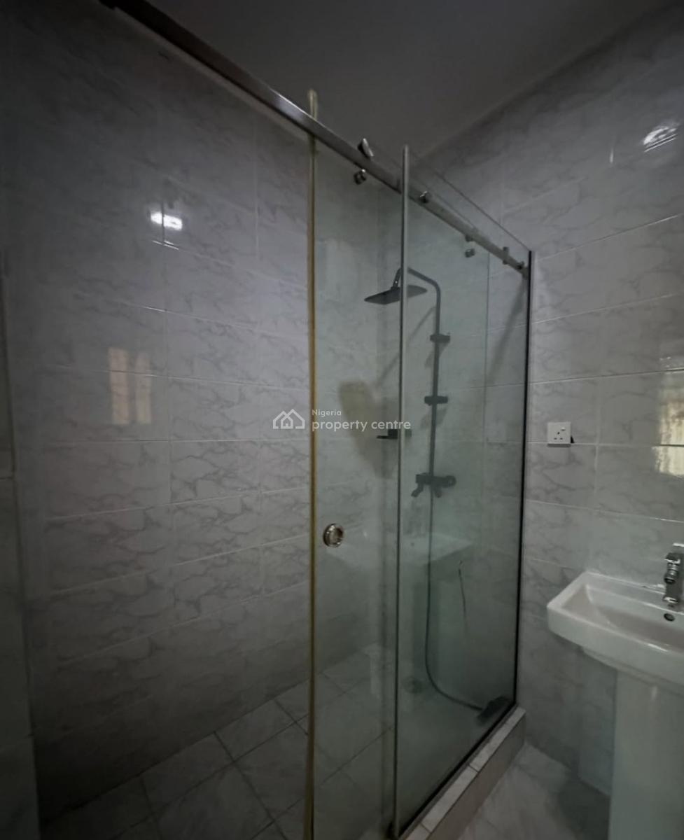 Serviced 2 Bedroom En-suite Flat with Fitted Kitchen, Cooker, Heat Ext, Ikate, Lekki, Lagos, Flat / Apartment for Rent