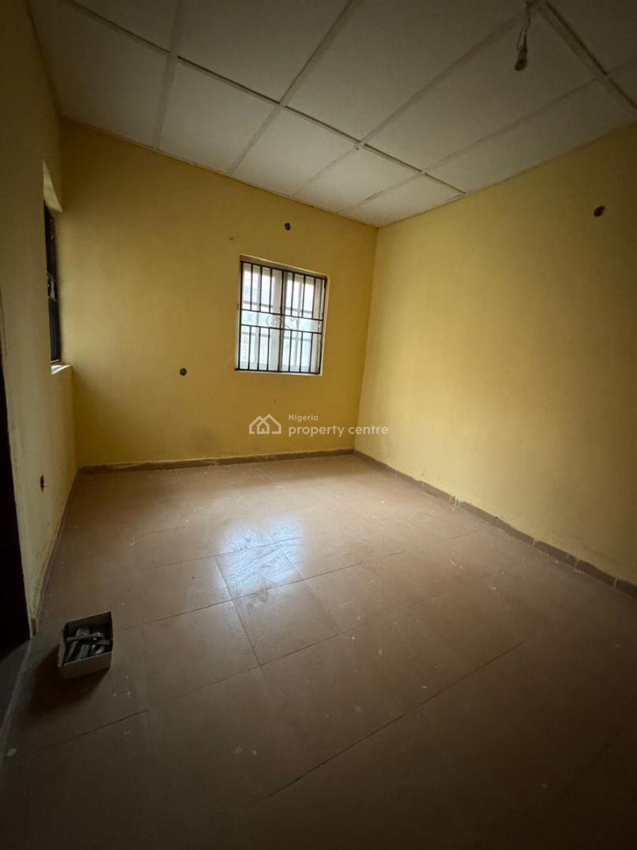 Luxury 3 Bedroom Apartment in a Developed Residential Area, Luxury 3 Bedroom Apartment in a Developed Residential Area, Akobo, Ibadan, Oyo, House for Sale