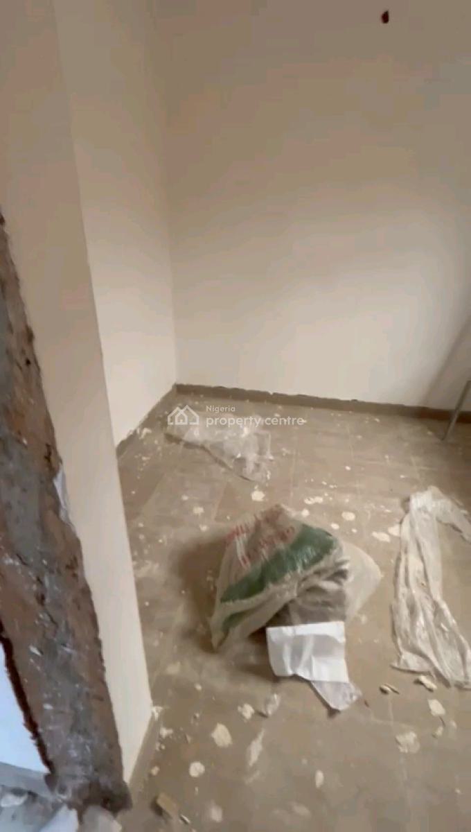 a Standard 2-bedroom Flat, Ilaje, Bariga, Shomolu, Lagos, Flat / Apartment for Rent