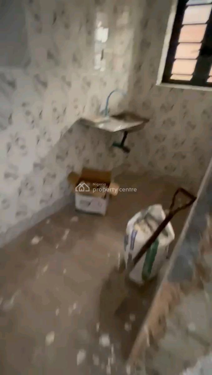 a Standard 2-bedroom Flat, Ilaje, Bariga, Shomolu, Lagos, Flat / Apartment for Rent