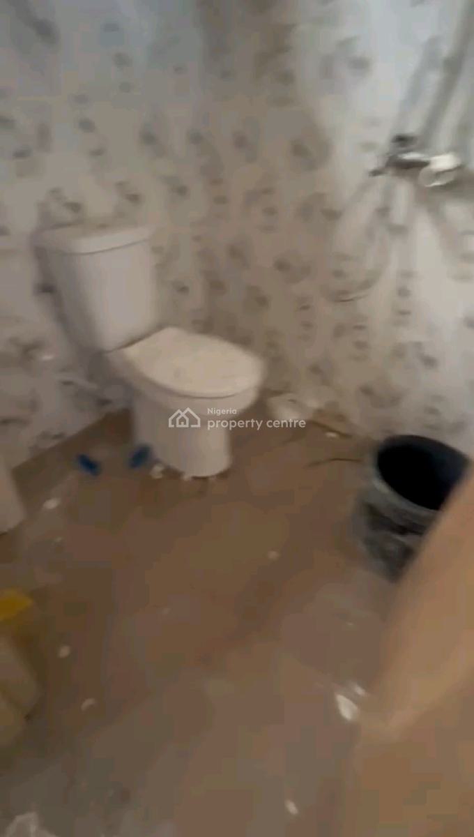 a Standard 2-bedroom Flat, Ilaje, Bariga, Shomolu, Lagos, Flat / Apartment for Rent