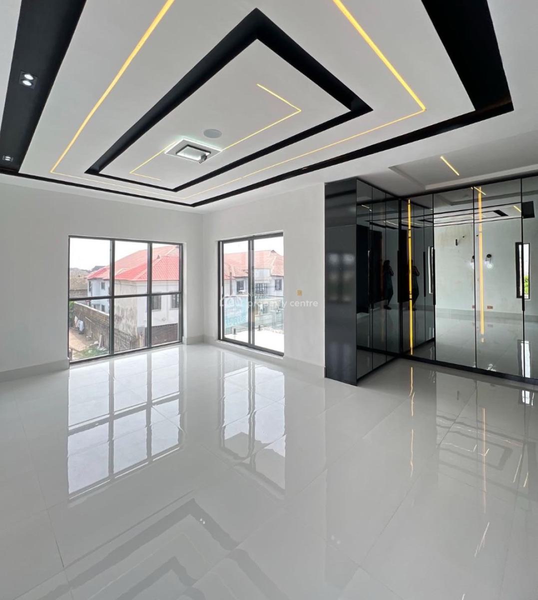 Stunning 5 Bedroom Fully Detached with Pool & Gym , Rooftop Terrace, Secure Estate at Sangotedo Lagos, Sangotedo, Ajah, Lagos, Detached Duplex for Sale