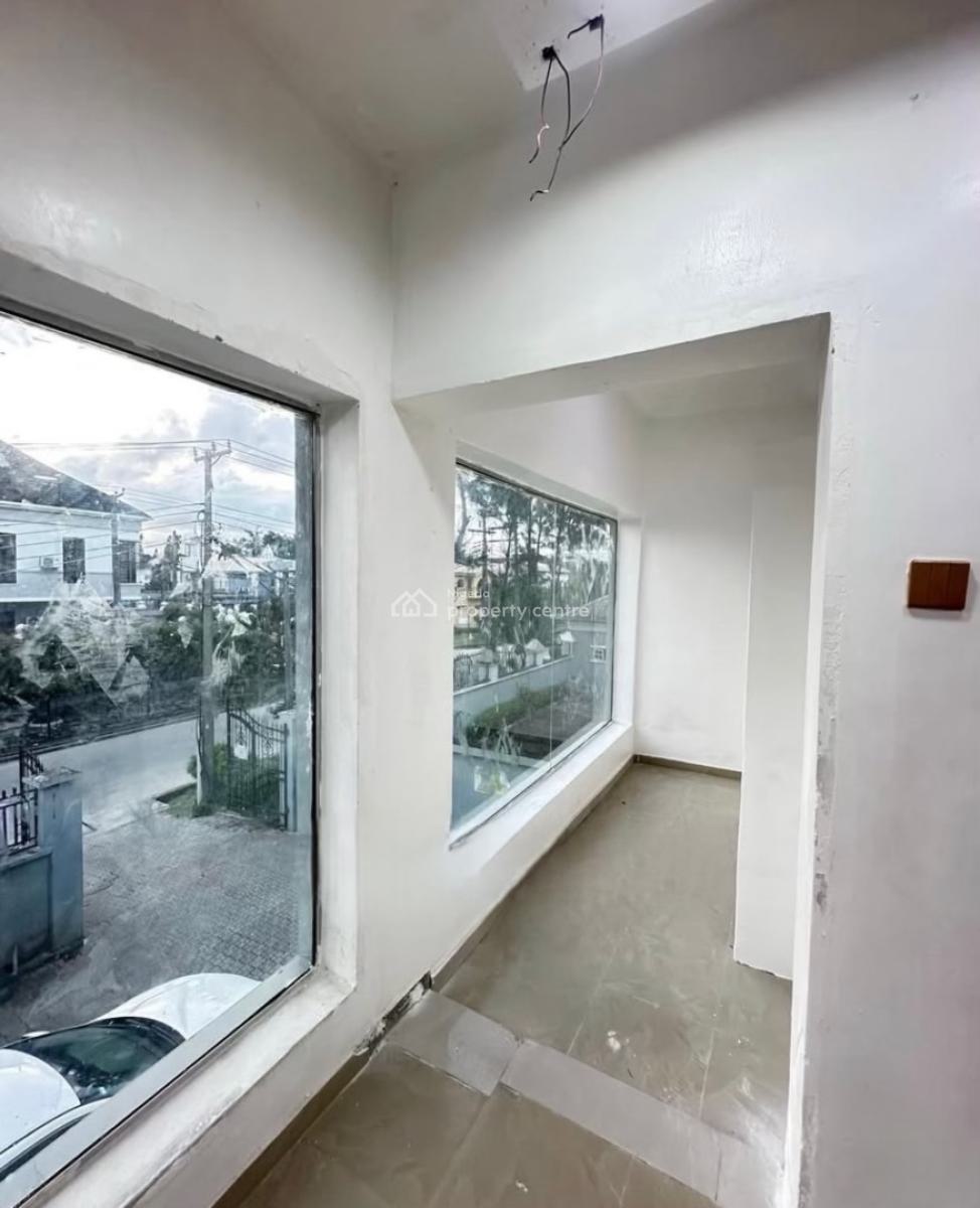 Luxury and Spacious Shop Space, Lekki Phase 1, Lekki, Lagos, Shop for Rent