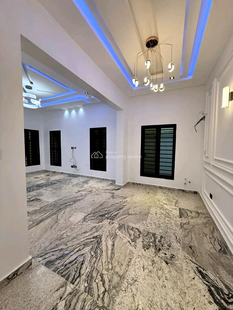 Hot Deal in Lifecamp!    4-bedroom Duplex + Bq  Location: Lifeca, Life Camp, Abuja, House for Sale