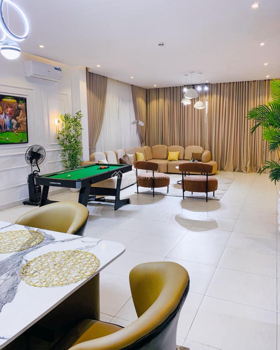 3 Bedroom with Swimming Pool  Available for Short/long Stay., Lekki Phase 1, Lekki, Lagos, Flat / Apartment Short Let