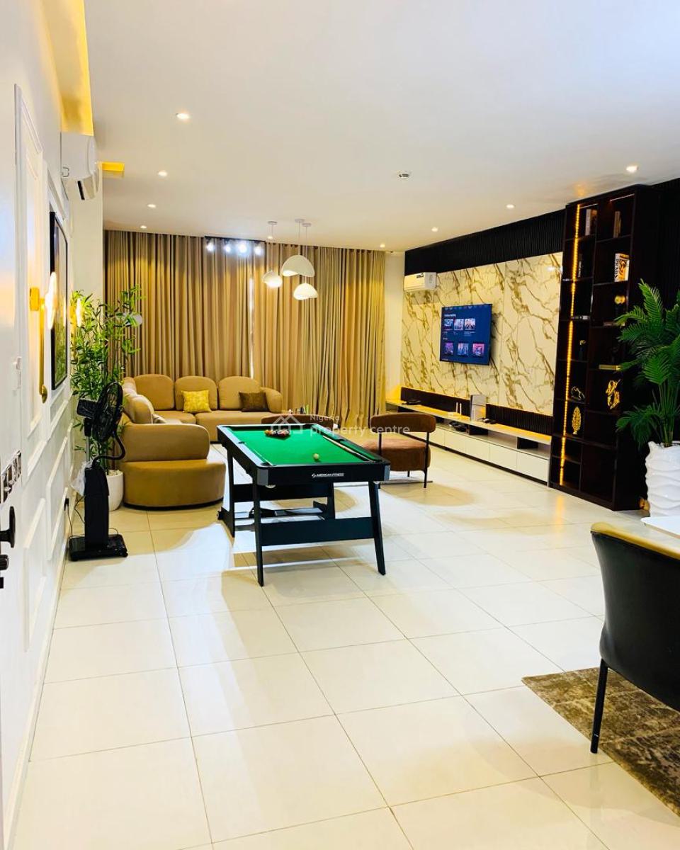 3 Bedroom with Swimming Pool  Available for Short/long Stay., Lekki Phase 1, Lekki, Lagos, Flat / Apartment Short Let