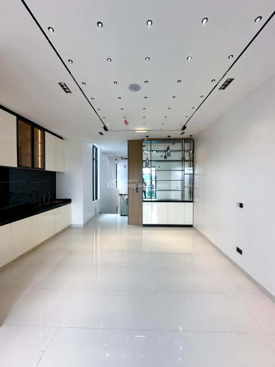 Contemporary 6-bedroom Detached Home, Chevron, Lekki, Lagos, House for Sale