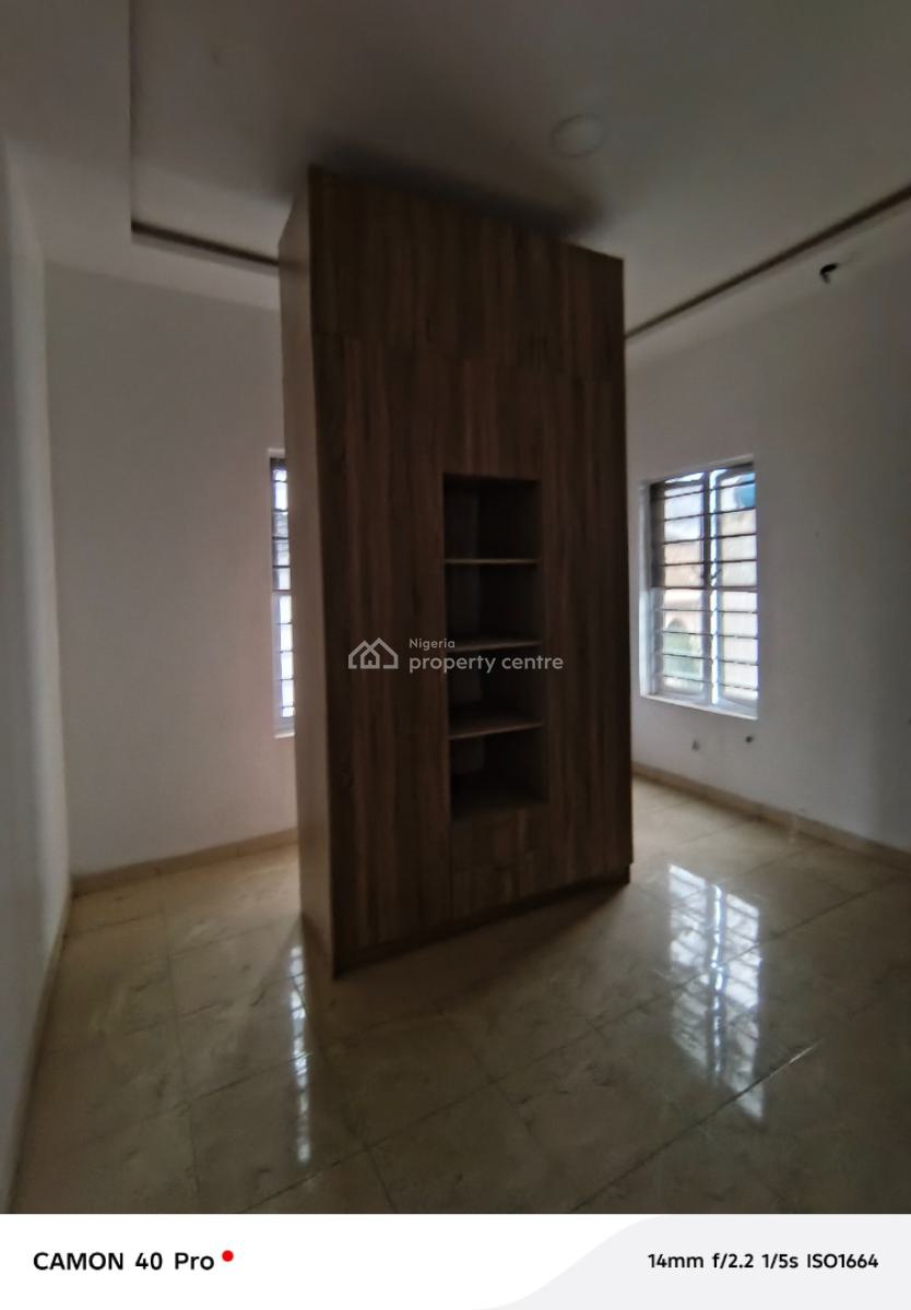 Beautiful 3bed Flat with Bq, Greenville Estate Off Agungi Rd, Agungi, Lekki, Lagos, Flat / Apartment for Rent