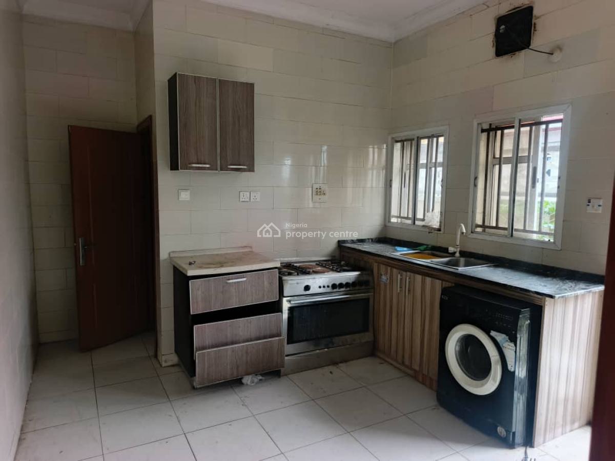 Well Built 4 Bedroom Detached House with 1 Room Bq, Crown Estate, Sangotedo, Ajah, Lagos, Detached Duplex for Sale