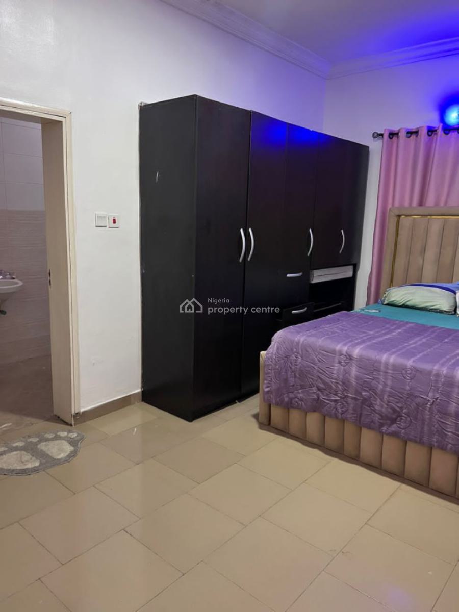 Single Furnished Room in a 2bedroom Apartment, Sangotedo, Ajah, Lagos, Self Contain (single Rooms) Short Let