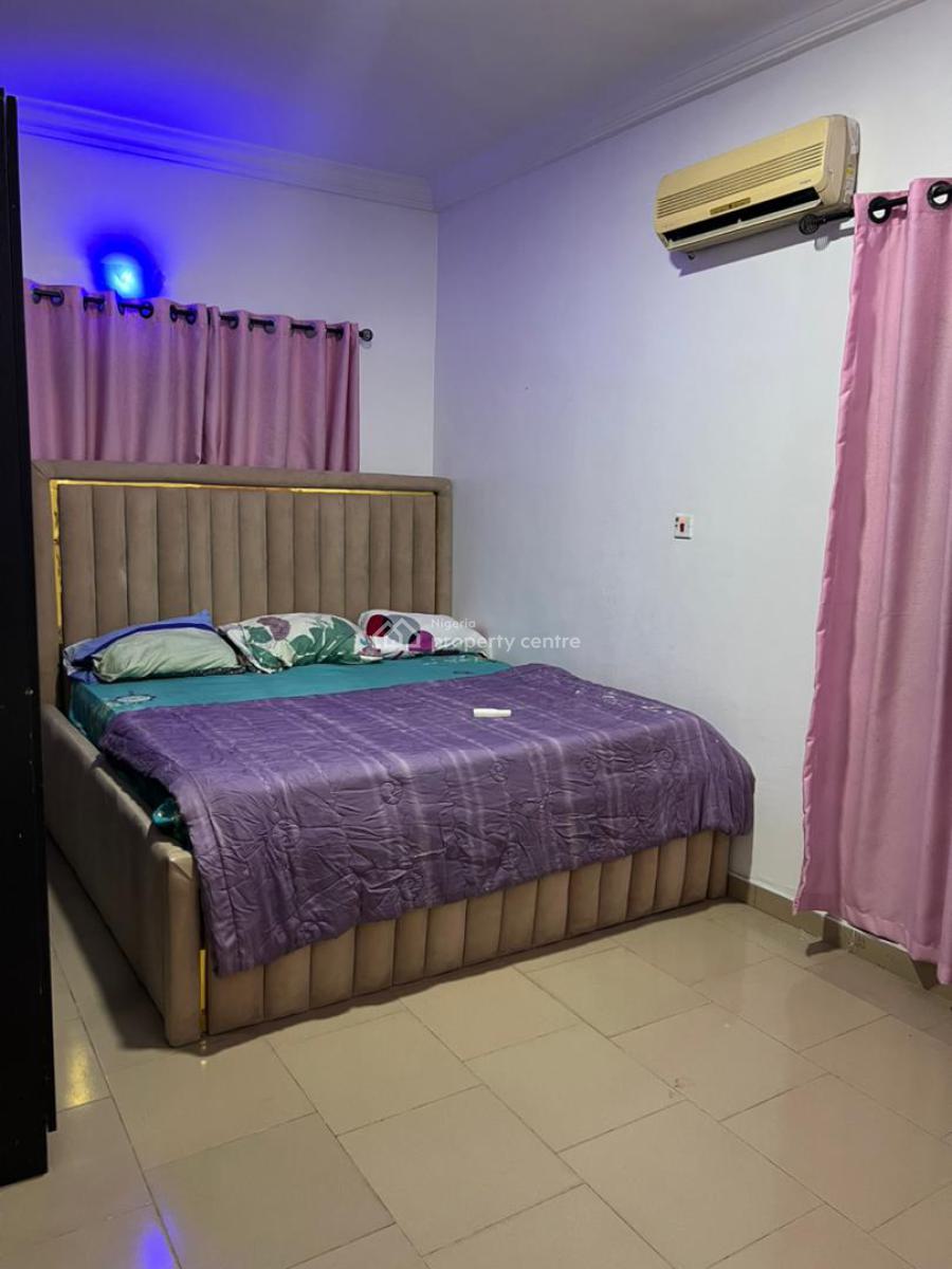 Single Furnished Room in a 2bedroom Apartment, Sangotedo, Ajah, Lagos, Self Contain (single Rooms) Short Let