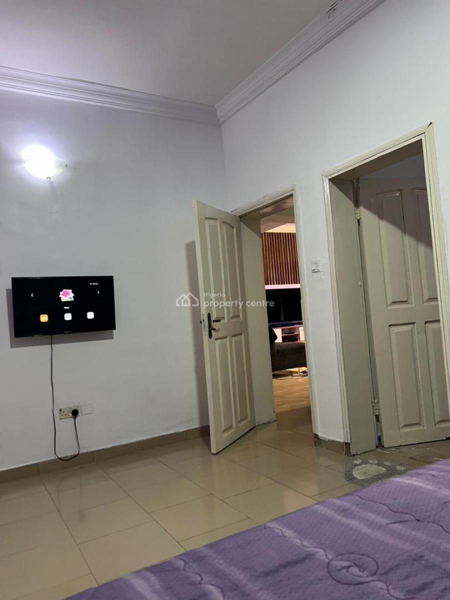 Single Furnished Room in a 2bedroom Apartment, Sangotedo, Ajah, Lagos, Self Contain (single Rooms) Short Let