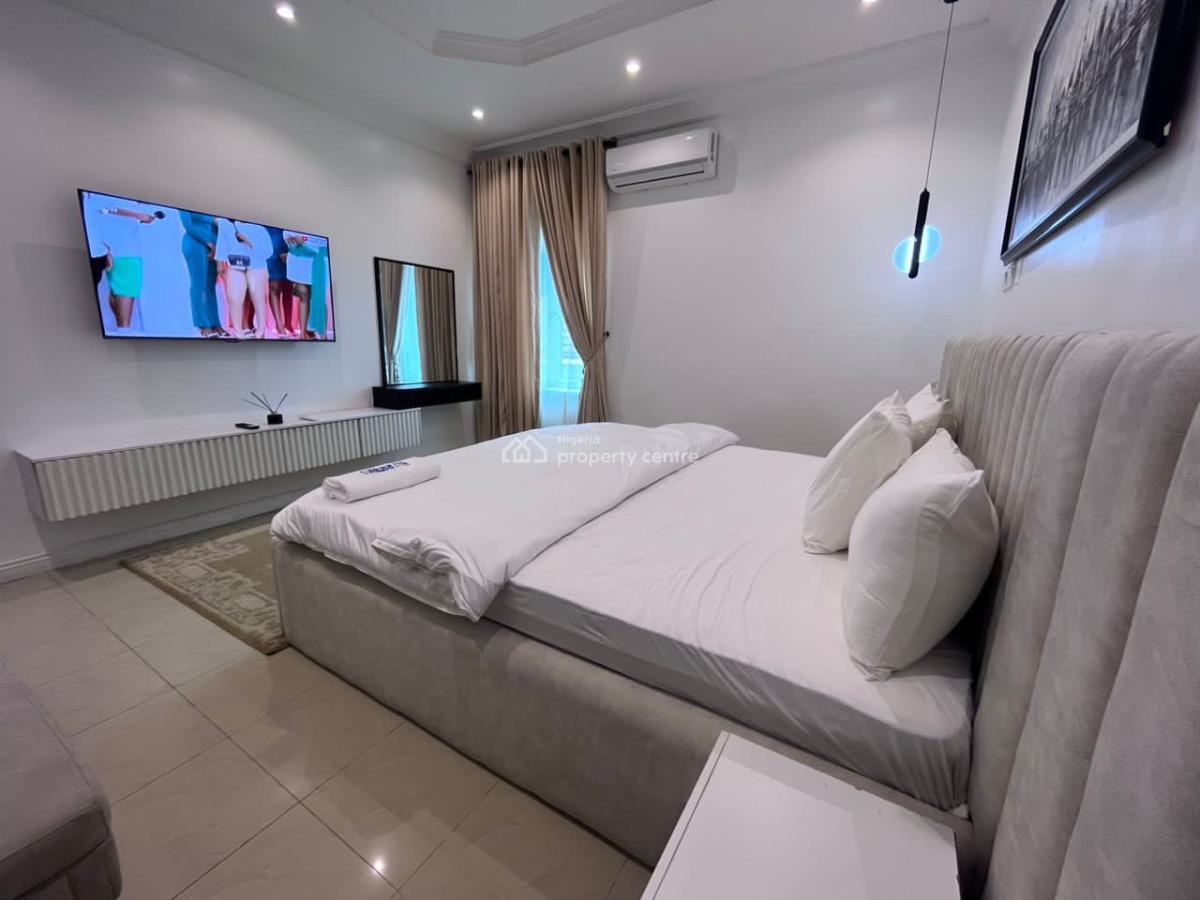 Luxury 2 Bed with Snooker , Pool and Gym Available From Today Ikoyi, Old Ikoyi, Ikoyi, Lagos, Flat / Apartment Short Let