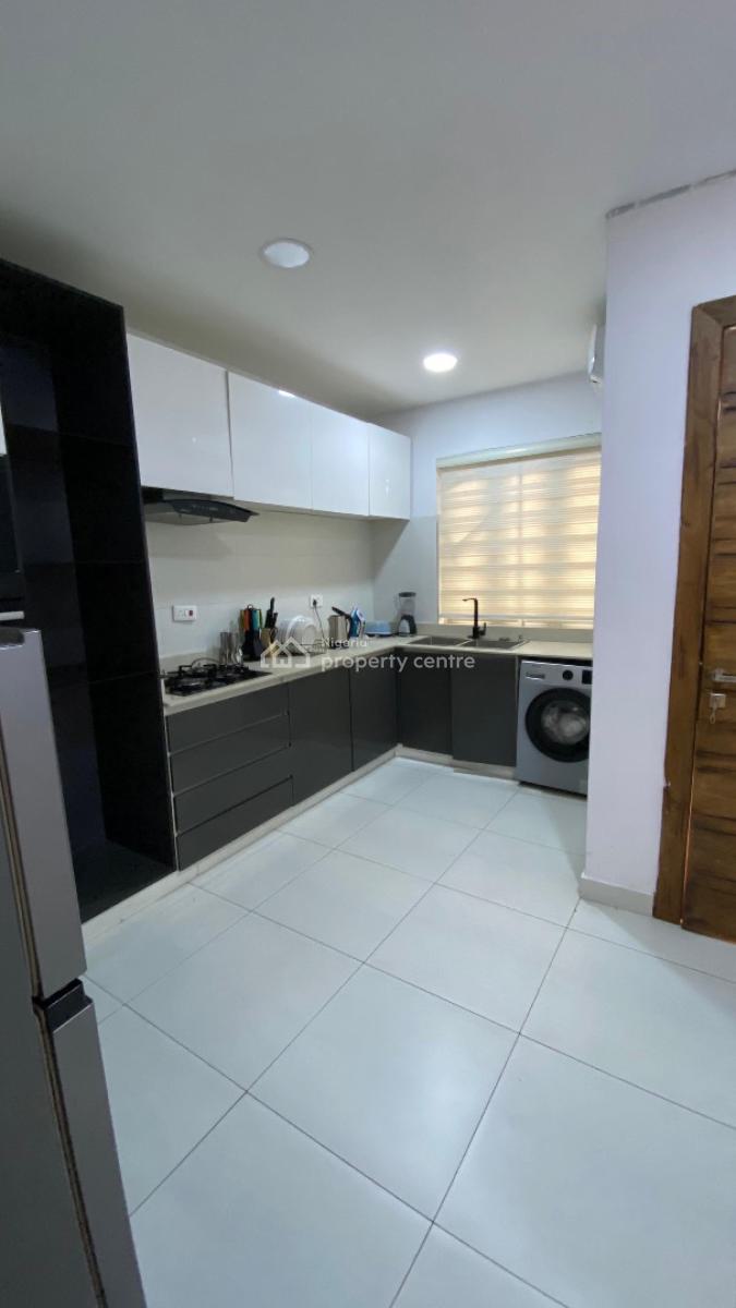 Super Luxurious 4 Bedroom Terrace Available, Lekki Phase 1, Lekki, Lagos, House for Rent