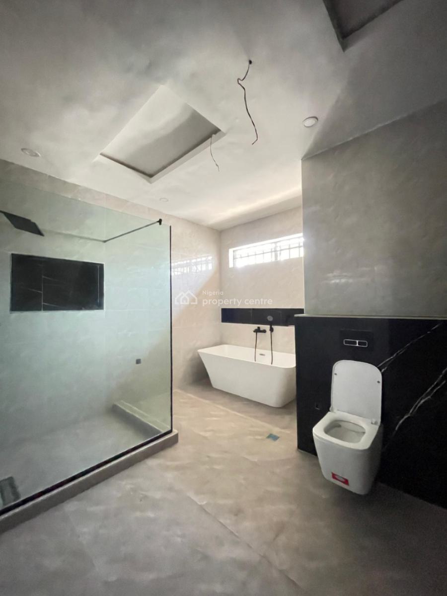 Exquisitely Built 4 Bedroom Masionette Apartment with Bq, Ikate, Lekki, Lagos, Flat / Apartment for Sale