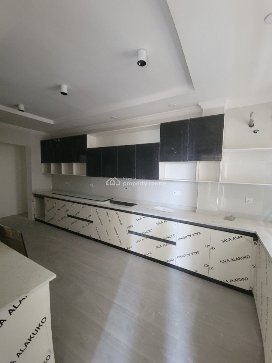 Newly Built 4bedroom Flat in Lekki Phase 1, Lekki Phase 1, Lekki, Lagos, Flat / Apartment for Sale