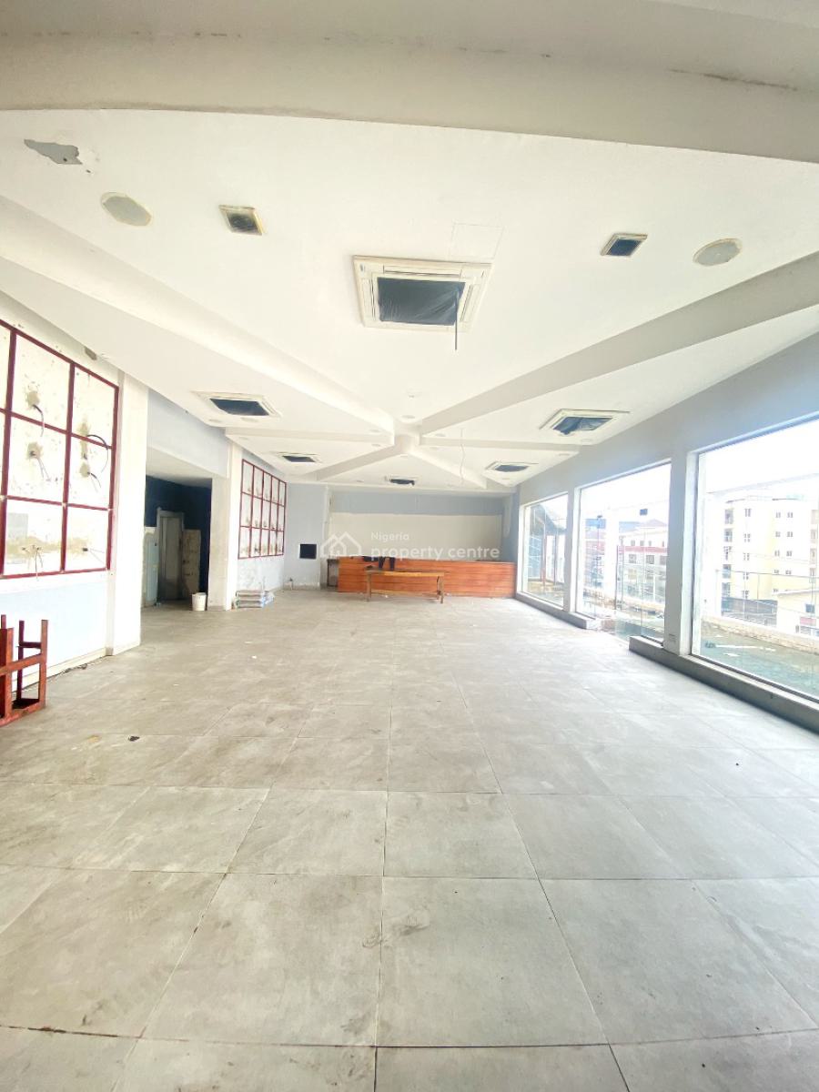 Classic Lounge Space in a Prime Environment, Lekki Phase 1, Lekki, Lagos, Commercial Property for Rent