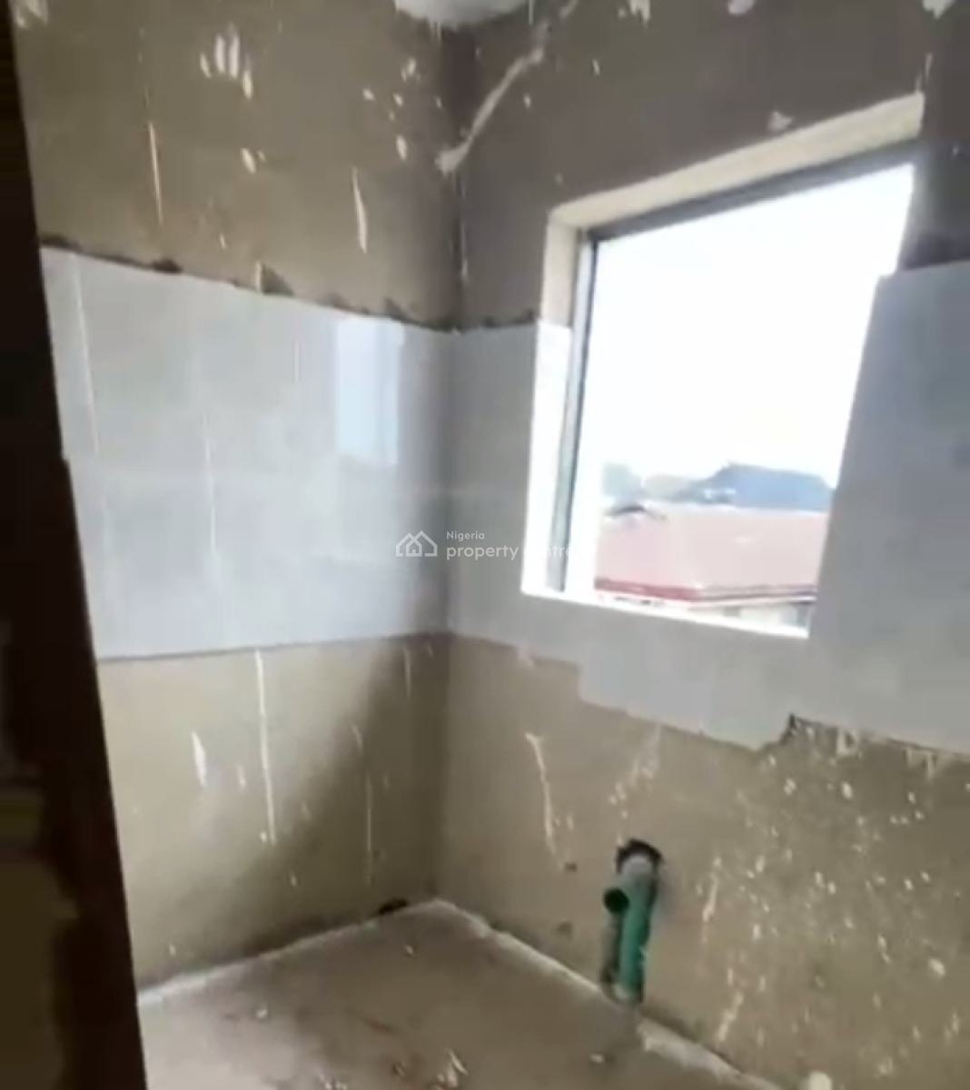 a Decent 3 Bedroom Flat, Off Randle Akerele, Surulere, Lagos, Flat / Apartment for Rent