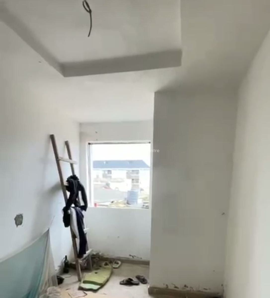 a Decent 3 Bedroom Flat, Off Randle Akerele, Surulere, Lagos, Flat / Apartment for Rent