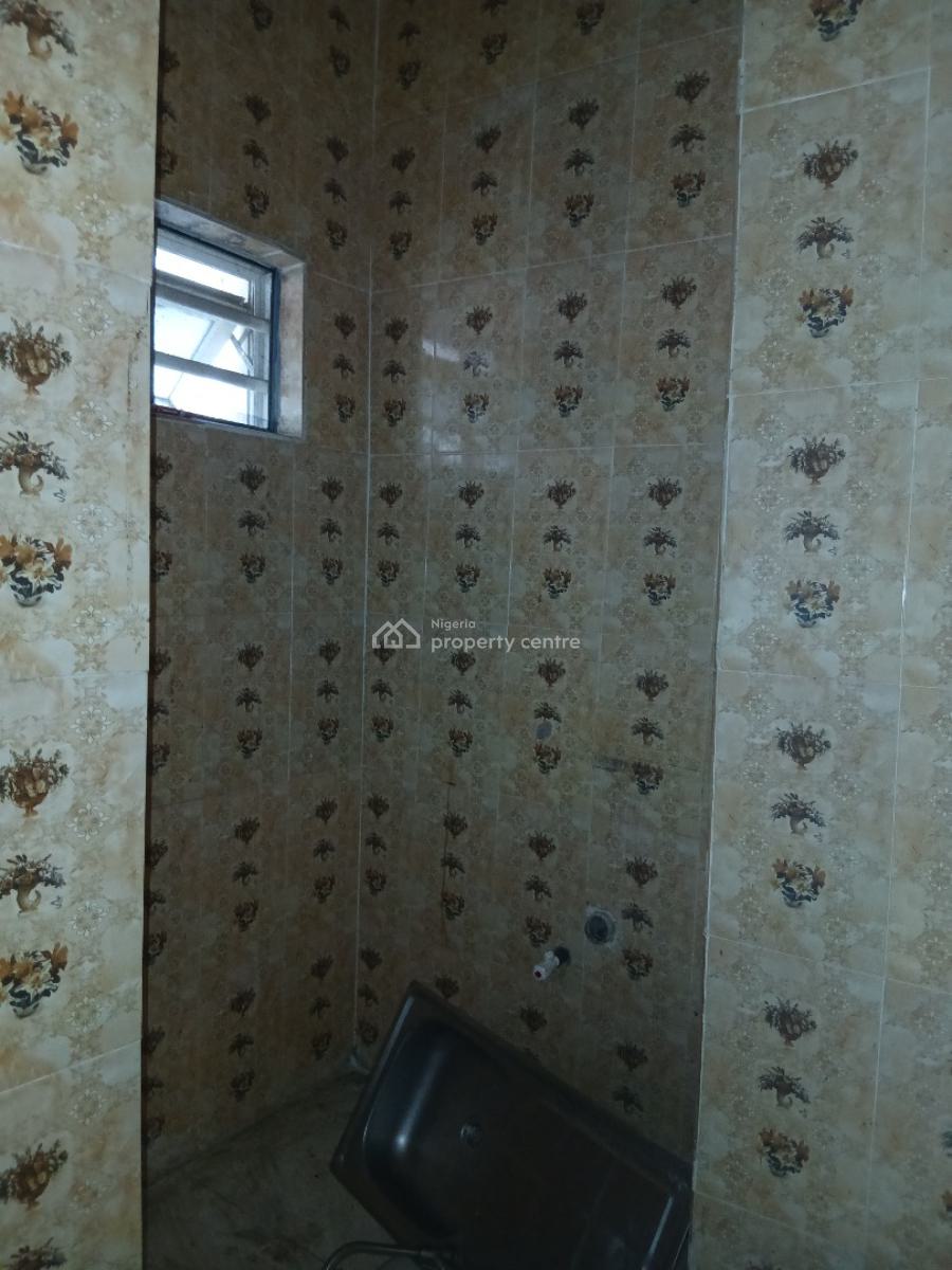 Beautiful Building (new), Yaba, Lagos, Mini Flat (room and Parlour) for Rent