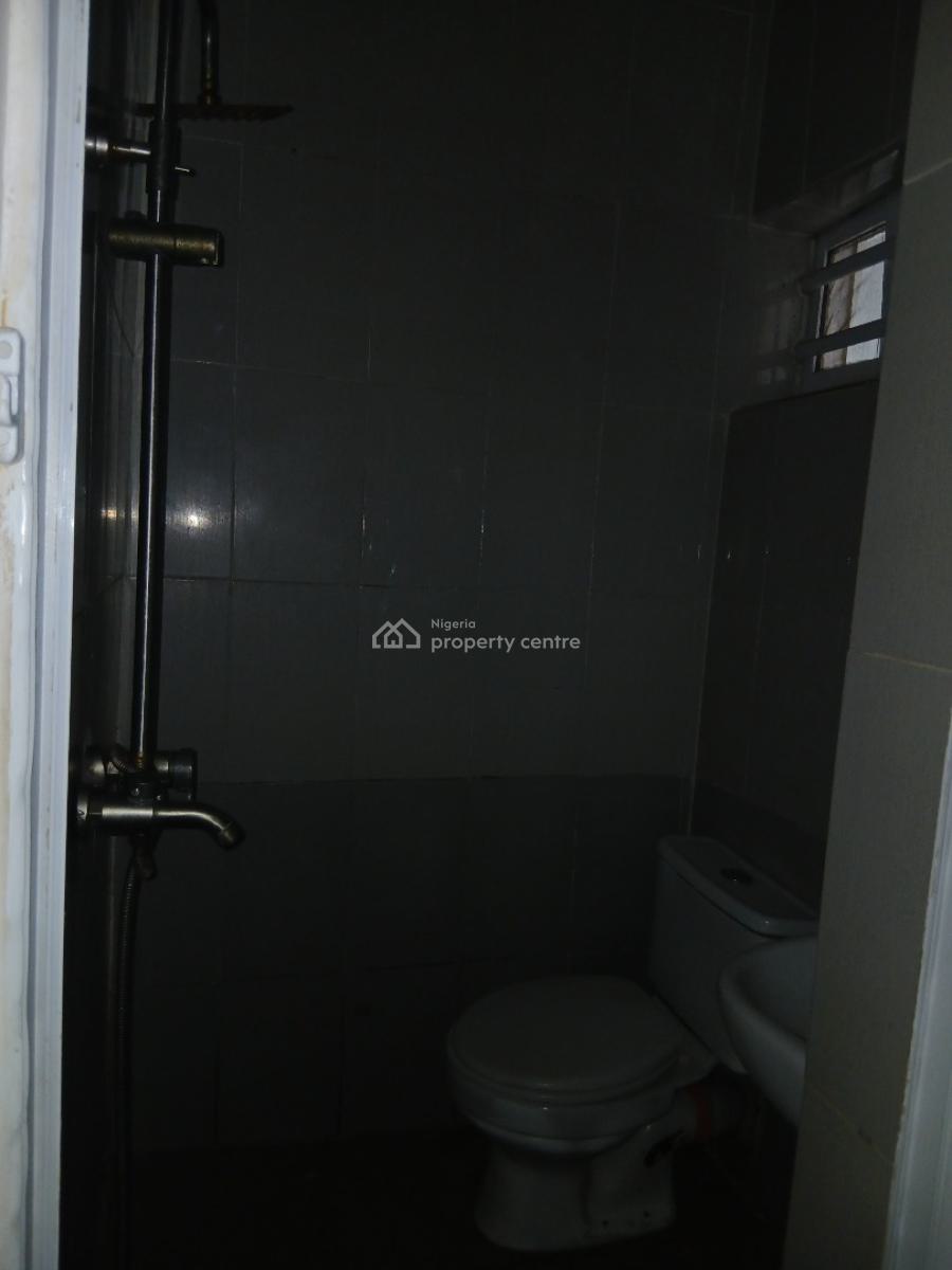 Beautiful Building (new), Yaba, Lagos, Mini Flat (room and Parlour) for Rent