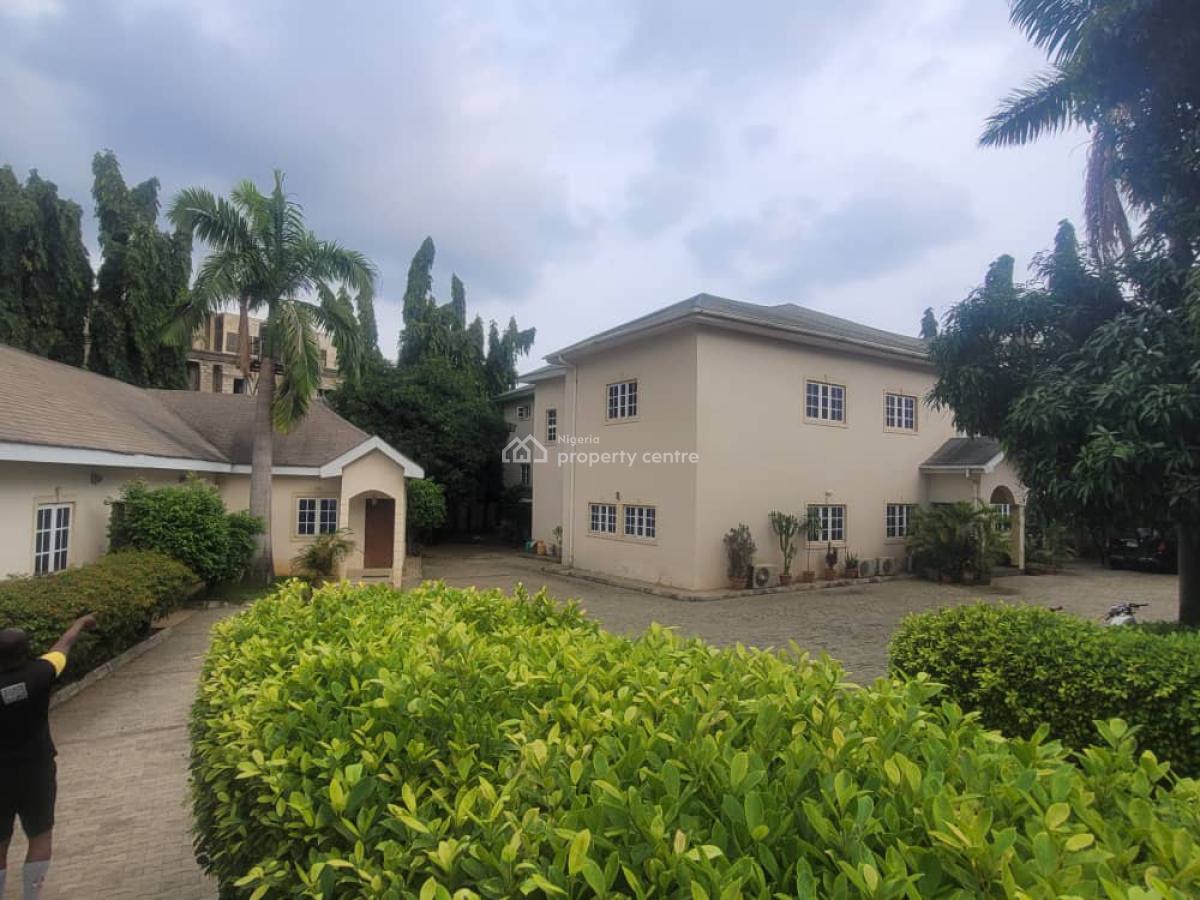 1 850 Sqm Land with  Demolition-able Old Structure, Maitama District, Abuja, Detached Duplex for Sale