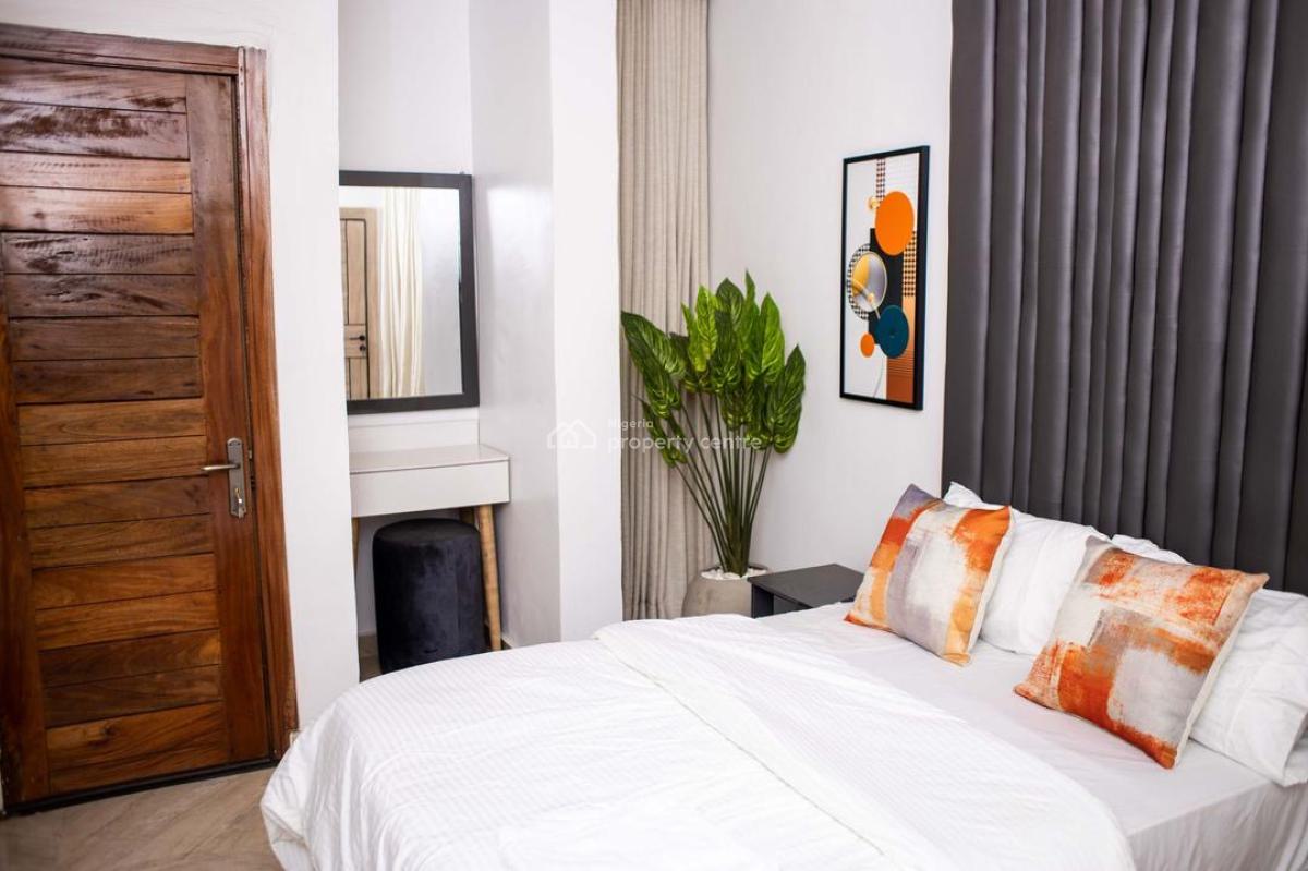 Fully Furnished 3 Bedroom Apartment in a Secure Estate, Lekki Phase 1, Lekki, Lagos, Flat / Apartment for Sale