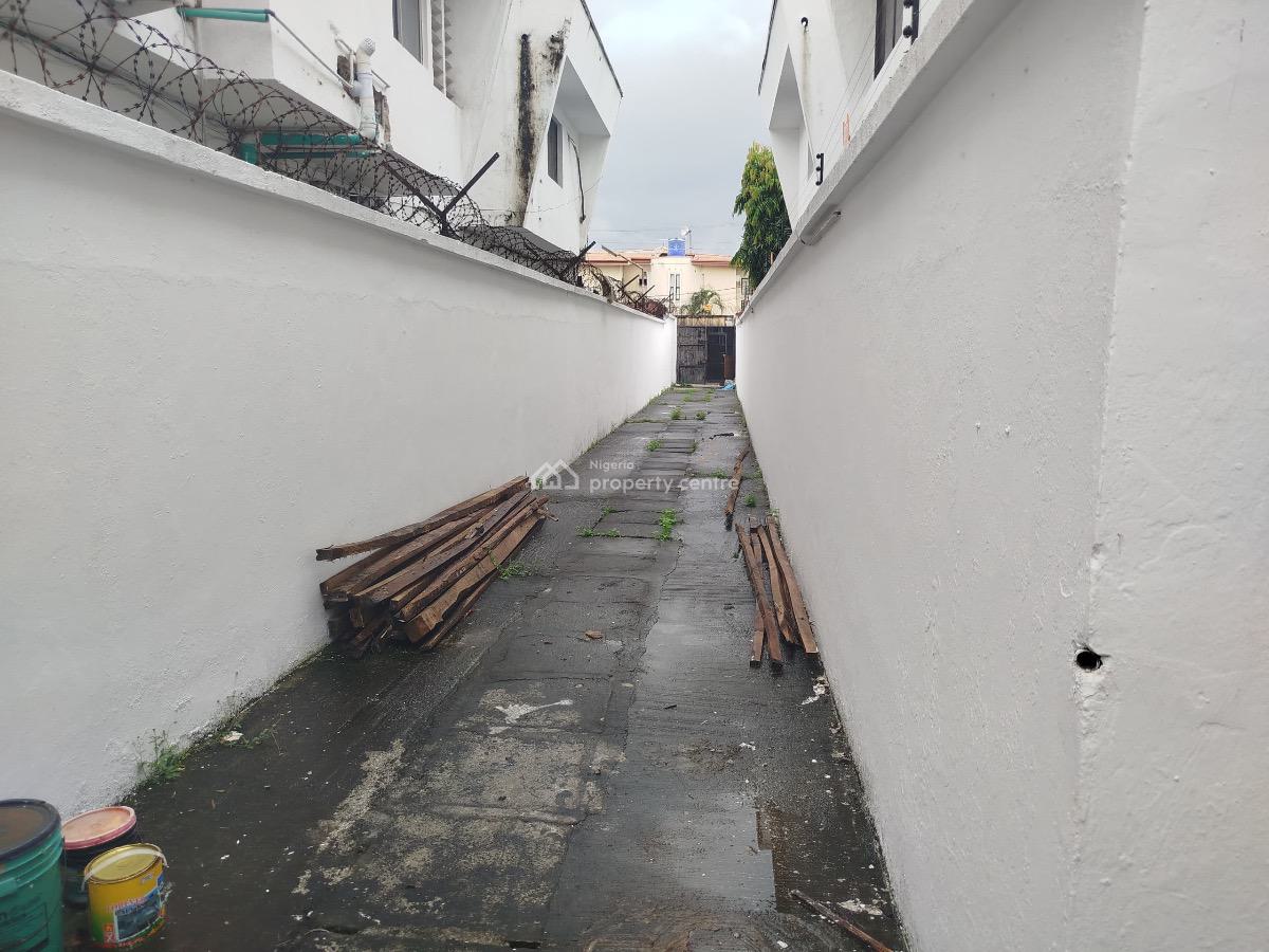 7 Bedrooms Duplex with 2 Bq, Near Eko Hotel, Victoria Island (vi), Lagos, Commercial Property for Rent