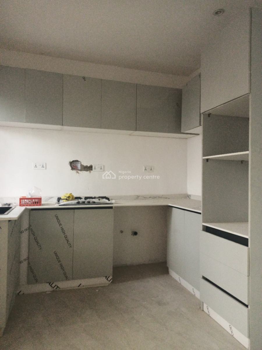 2bedroom Bedroom Apartment with Spacious Rooms, Lekki Phase 1, Lekki Phase 1, Lekki, Lagos, Block of Flats for Sale