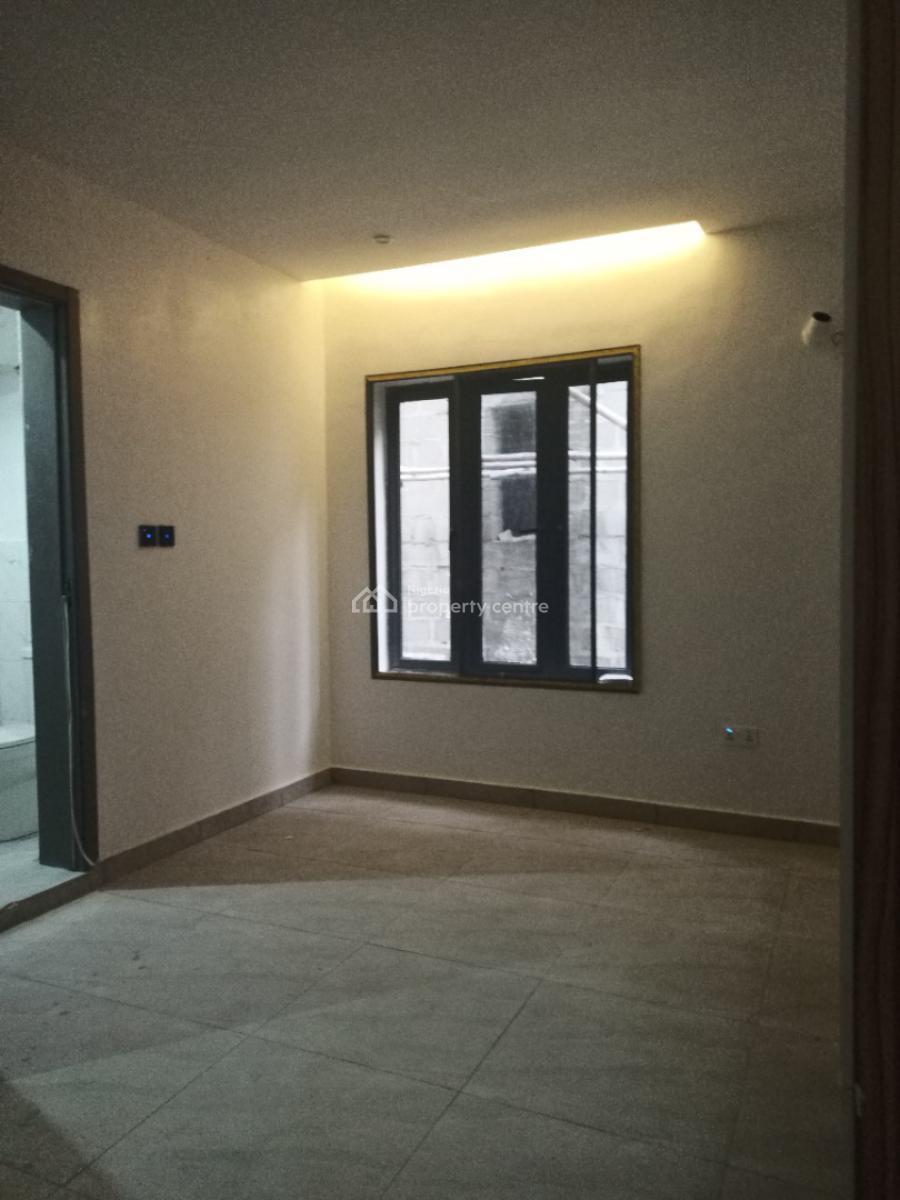 2bedroom Bedroom Apartment with Spacious Rooms, Lekki Phase 1, Lekki Phase 1, Lekki, Lagos, Block of Flats for Sale