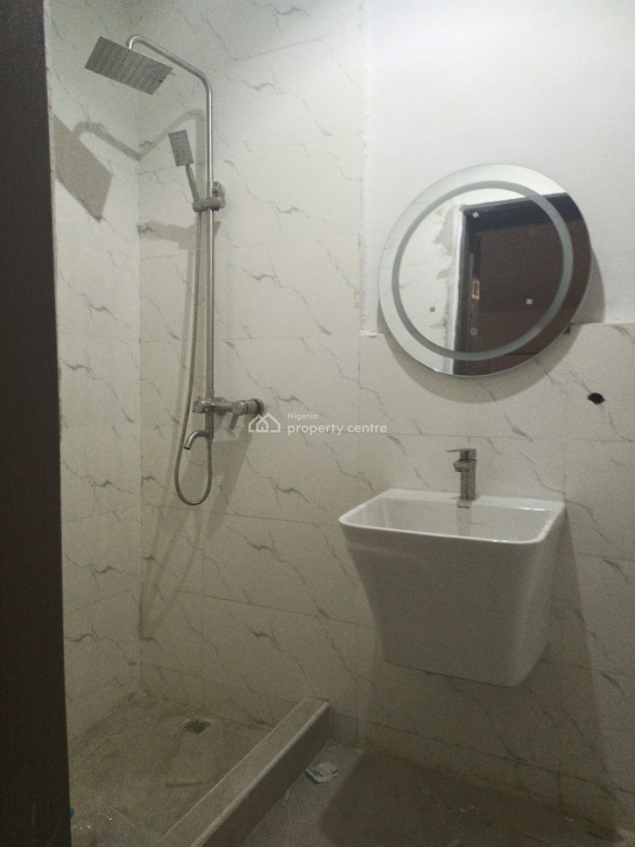 2bedroom Bedroom Apartment with Spacious Rooms, Lekki Phase 1, Lekki Phase 1, Lekki, Lagos, Block of Flats for Sale