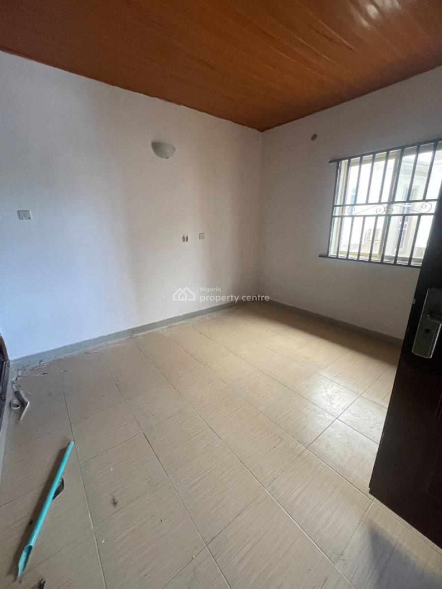Newly Renovated Spacious Miniflat with an Extra Big Waiting Room, Thomas Estate, Ajah, Lagos, House for Rent