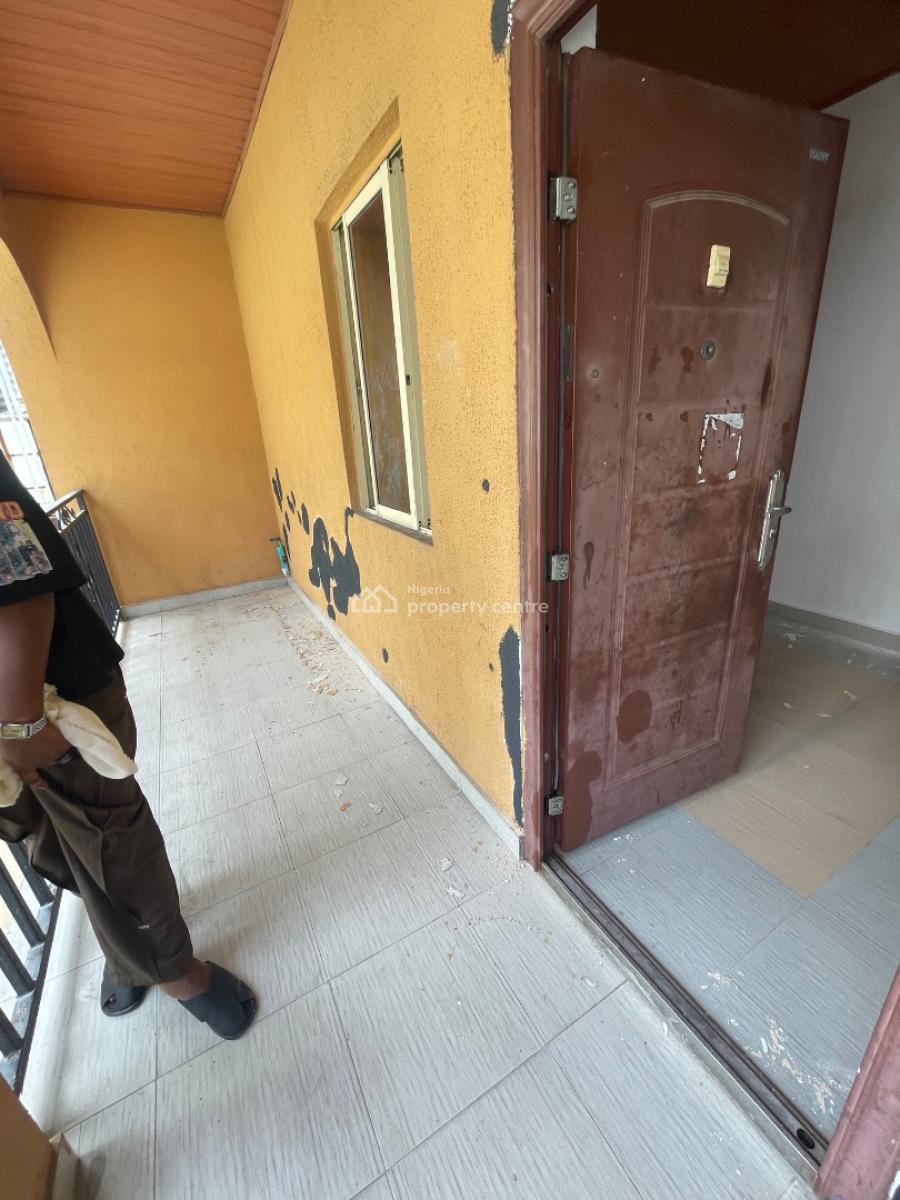 Newly Renovated Spacious Miniflat with an Extra Big Waiting Room, Thomas Estate, Ajah, Lagos, House for Rent