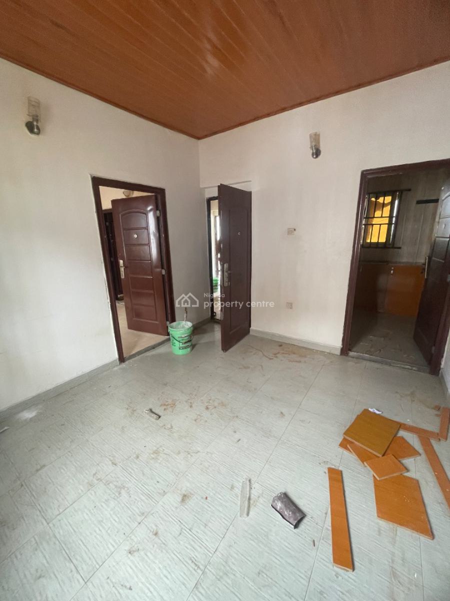 Newly Renovated Spacious Miniflat with an Extra Big Waiting Room, Thomas Estate, Ajah, Lagos, House for Rent